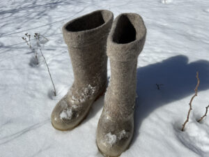 Wool boots general view